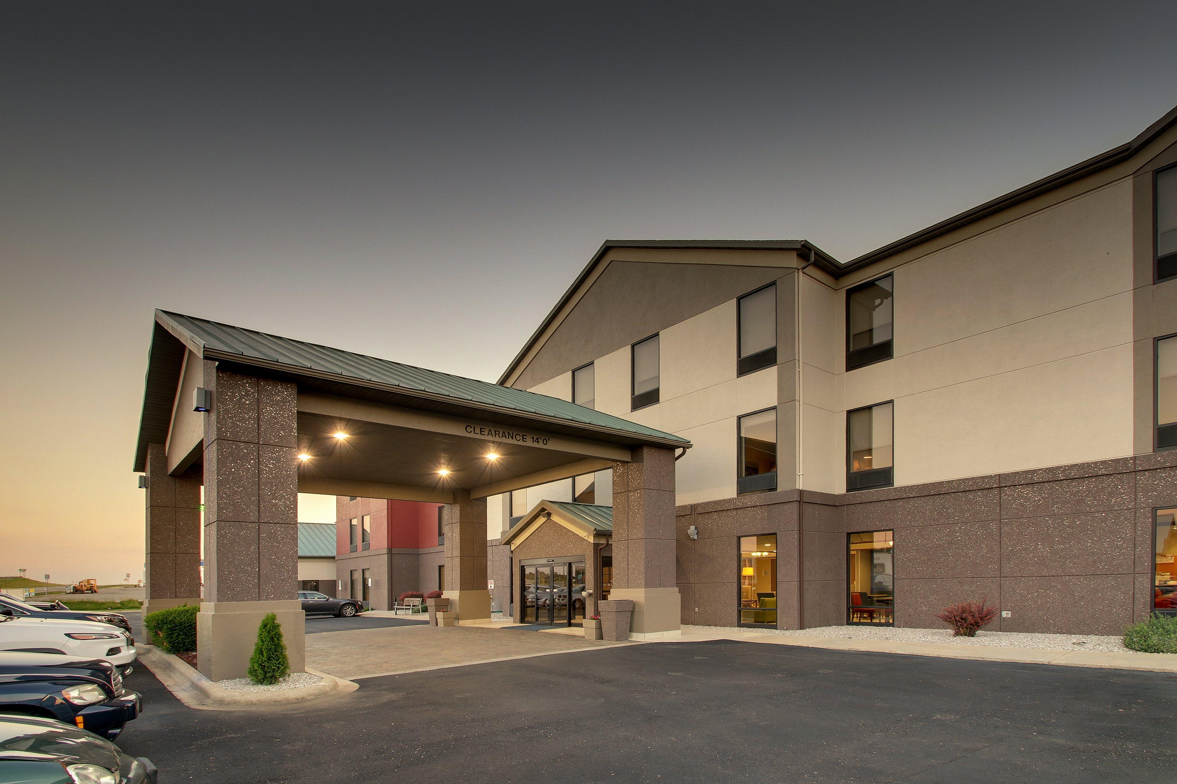Holiday Inn Express Hotel & Suites Lebanon By Ihg Eksteriør billede