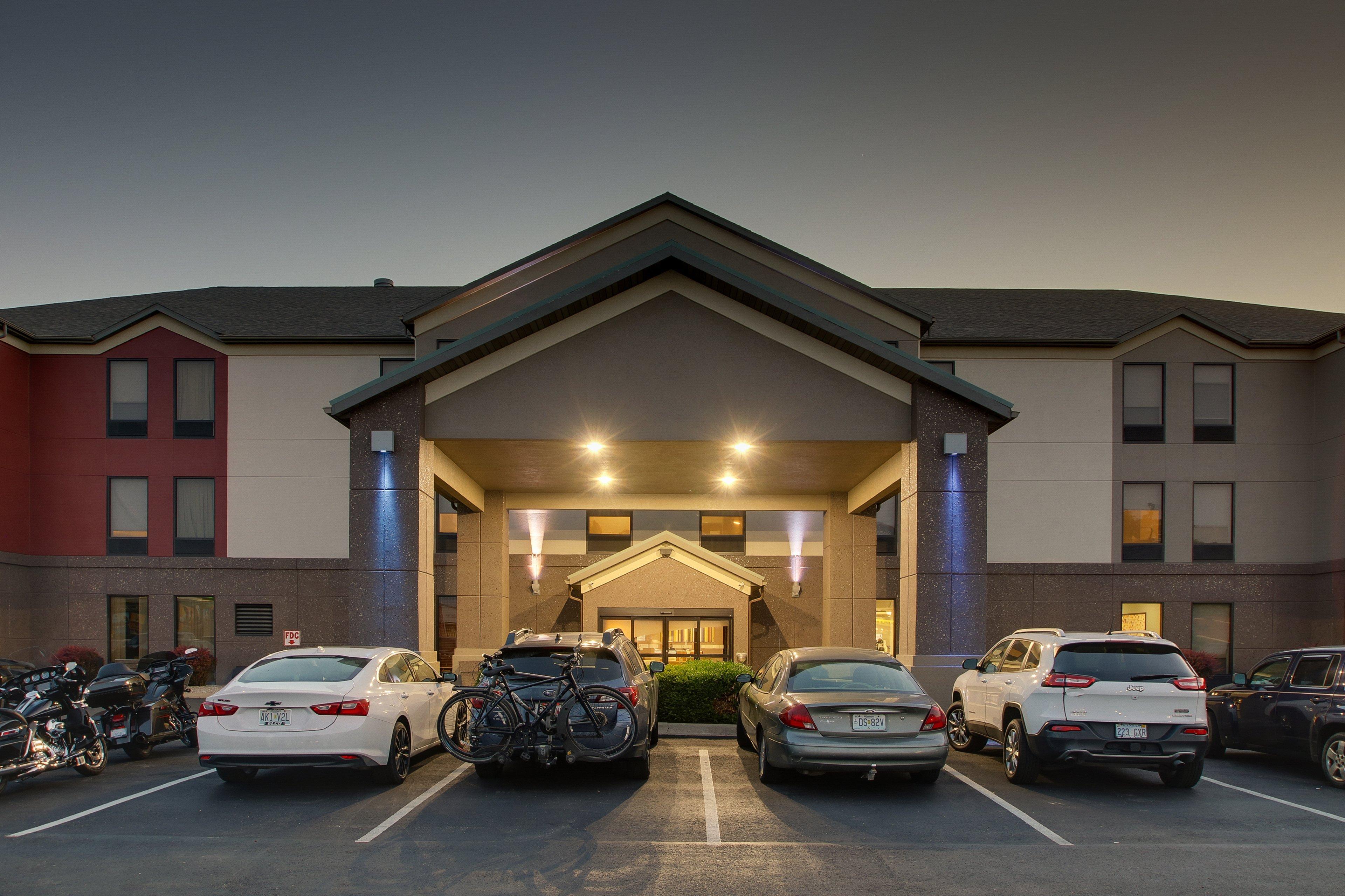 Holiday Inn Express Hotel & Suites Lebanon By Ihg Eksteriør billede